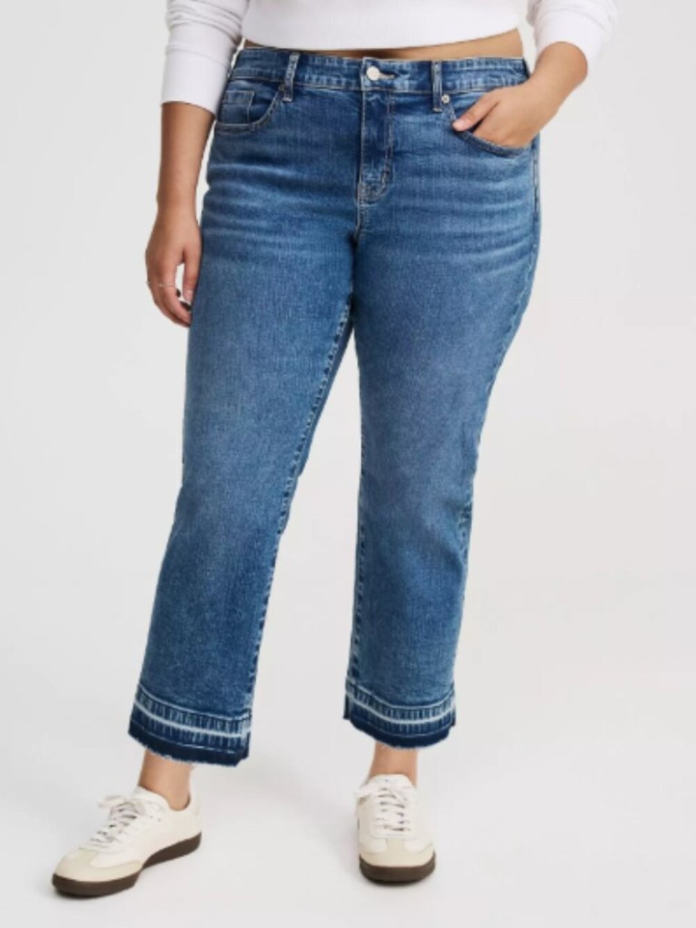 Torrid Crop Perfect Boyfriend jean in tarnation color size 22